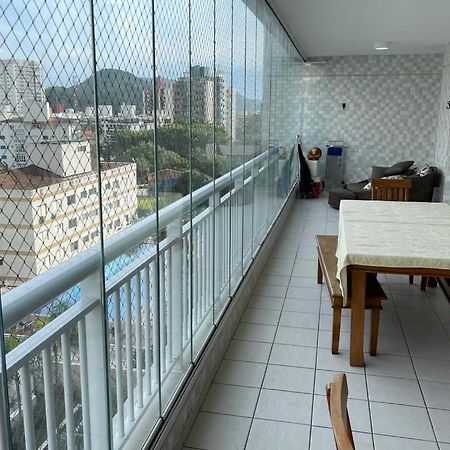 Lindo Apartamento A 50 Metros Da Praia Гуаружа Екстер'єр фото